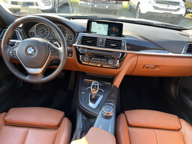 Used 2017 BMW 330i xDrive Sedan AWD/4WD image 21