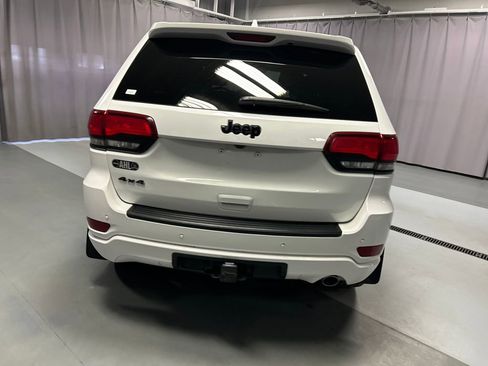 Used 2021 Jeep Grand Cherokee Laredo X image 6