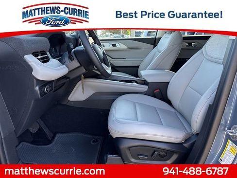 New 2026 Ford Explorer Active w/ Active Comfort Package image 9