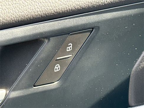 Used 2024 Volkswagen Jetta S image 19