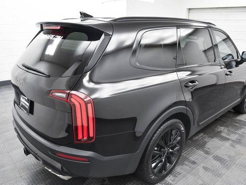 Used 2022 Kia Telluride SX w/ Towing Package image 5