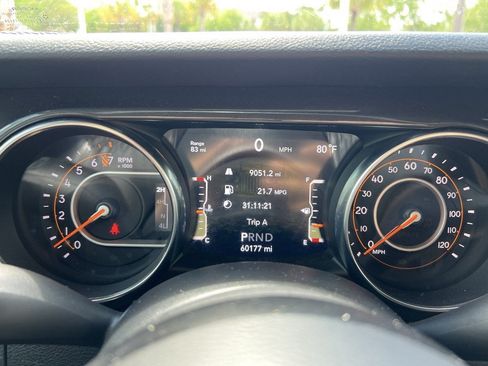 Used 2020 Jeep Wrangler Unlimited Sport AWD/4WD image 21