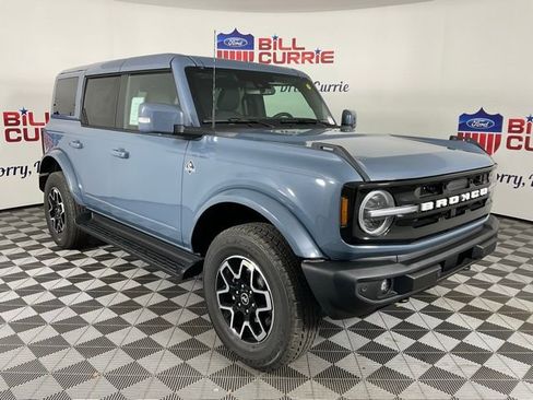 New 2025 Ford Bronco Outer Banks image 1