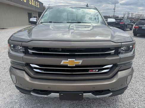 Used 2017 Chevrolet Silverado 1500 LTZ Z71 w/ LTZ Plus Package image 2