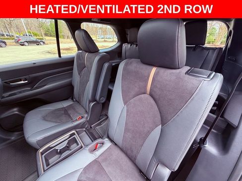 Used 2026 Toyota Grand Highlander AWD Hybrid image 19