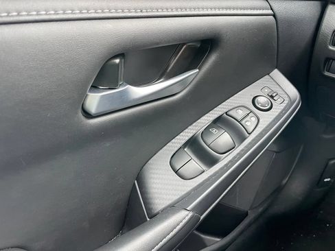Certified 2024 Nissan Sentra SV FWD image 13