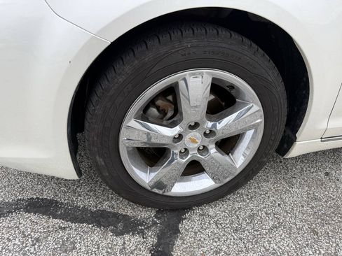 Used 2011 Chevrolet Malibu LT w/ White Diamond Premium Package FWD image 10