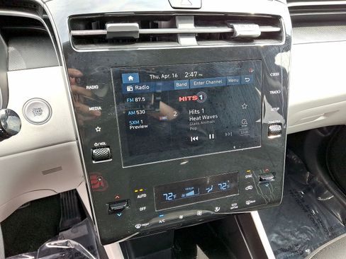 Used 2024 Hyundai Tucson SEL FWD image 14