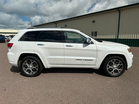 Used 2021 Jeep Grand Cherokee Overland w/ Protech Group AWD/4WD image 34