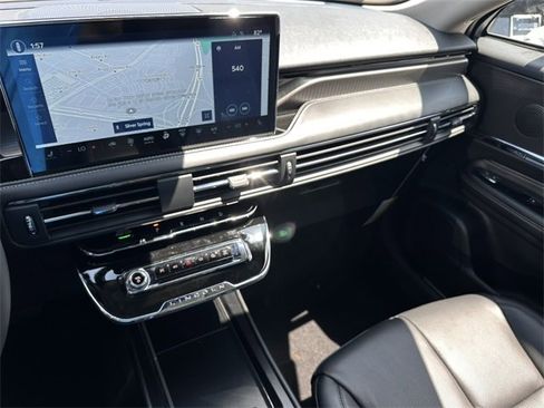 New 2025 Lincoln Corsair Grand Touring w/ Towing Package image 27