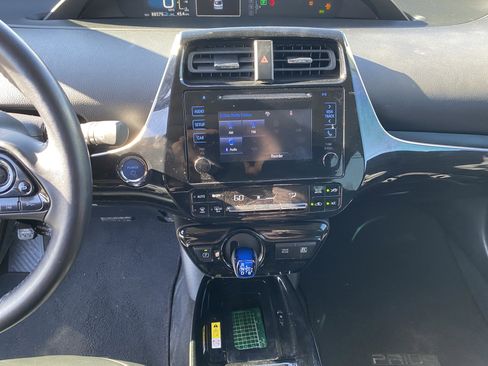 Used 2019 Toyota Prius XLE w/ Advanced Technology Package image 14