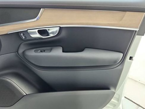 New 2026 Volvo XC90 T8 Core w/ Protection Package Premier AWD/4WD image 38