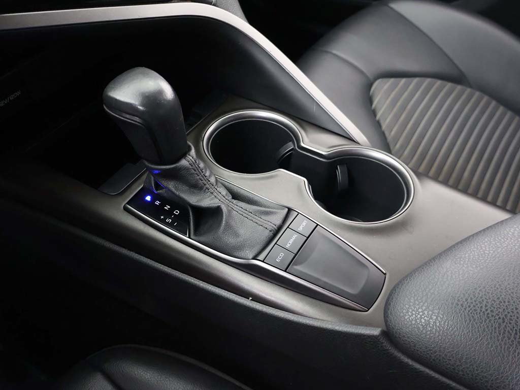 Used 2022 Toyota Camry SE FWD image 43