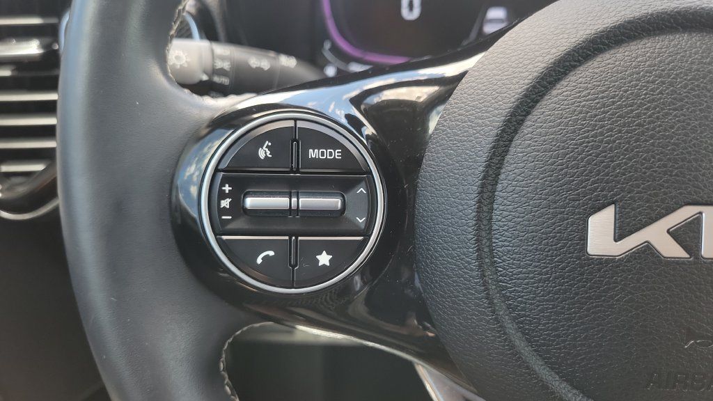 Used 2024 Kia Soul GT-Line FWD image 19