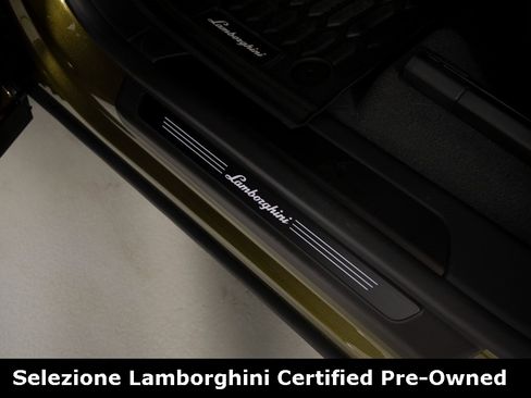 Used 2024 Lamborghini Urus S image 16