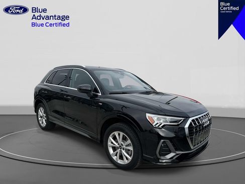 Used 2025 Audi Q3 2.0T Premium w/ Convenience Package AWD/4WD image 4