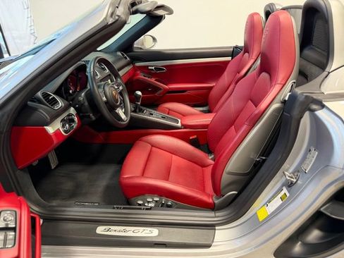 Used 2023 Porsche 718 Boxster GTS RWD image 20