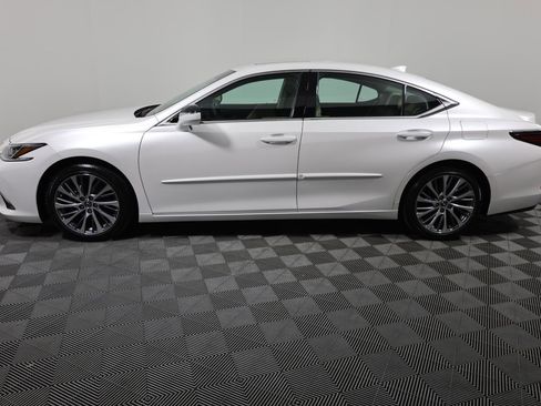 Used 2019 Lexus ES 350 w/ Premium Package image 8