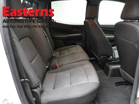 Used 2024 Chevrolet Colorado W/T RWD image 23