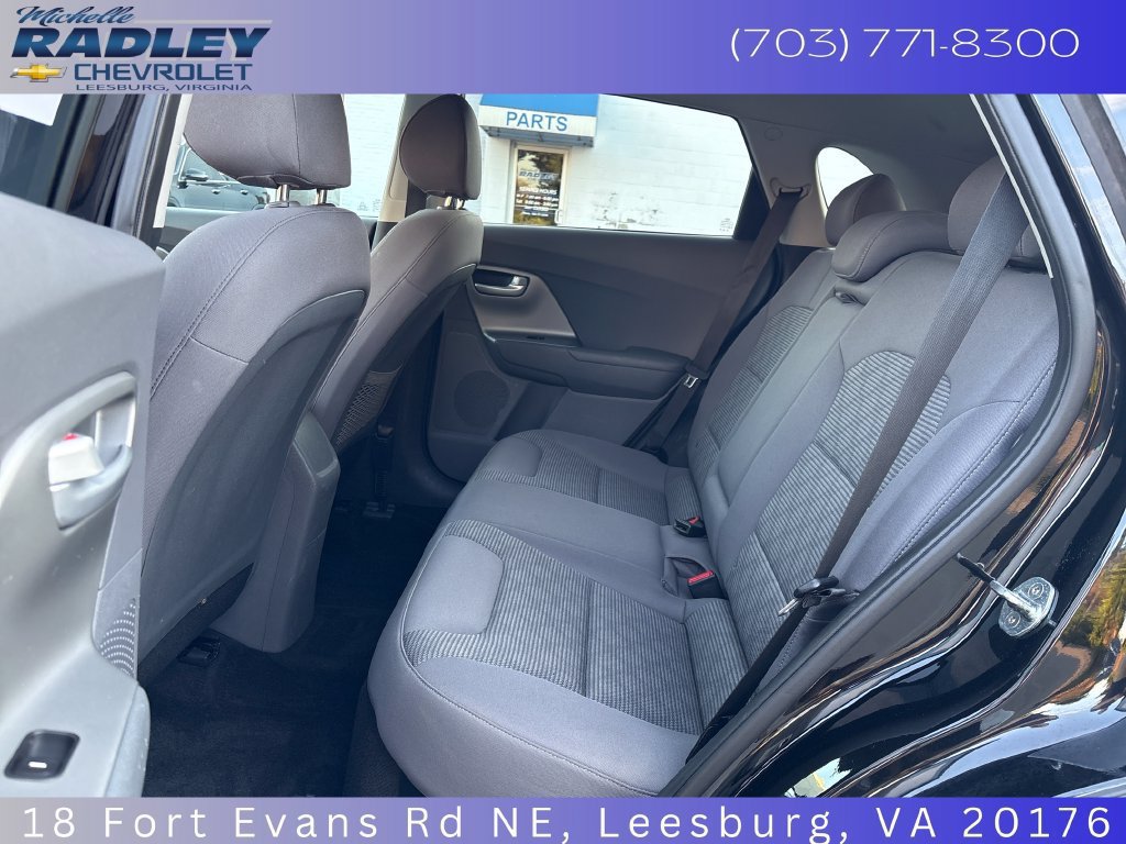 Used 2017 Kia Niro LX FWD image 22