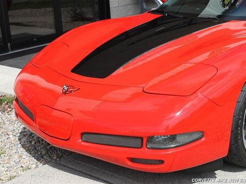 Used 2001 Chevrolet Corvette Convertible w/ Preferred Equipment Group2 RWD image 10