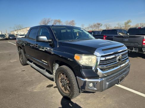 Used 2016 Toyota Tundra SR5 w/ SR5 Upgrade Package image 5