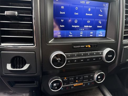 Used 2021 Ford Expedition Max Limited image 32