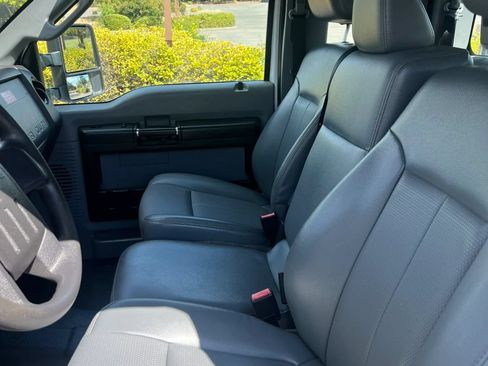 Used 2016 Ford F250 XL w/ Power Equipment Group RWD image 10