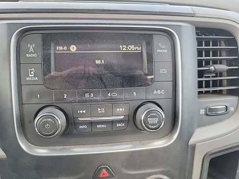 Used 2017 RAM 2500 Tradesman w/ Chrome Appearance Group image 13