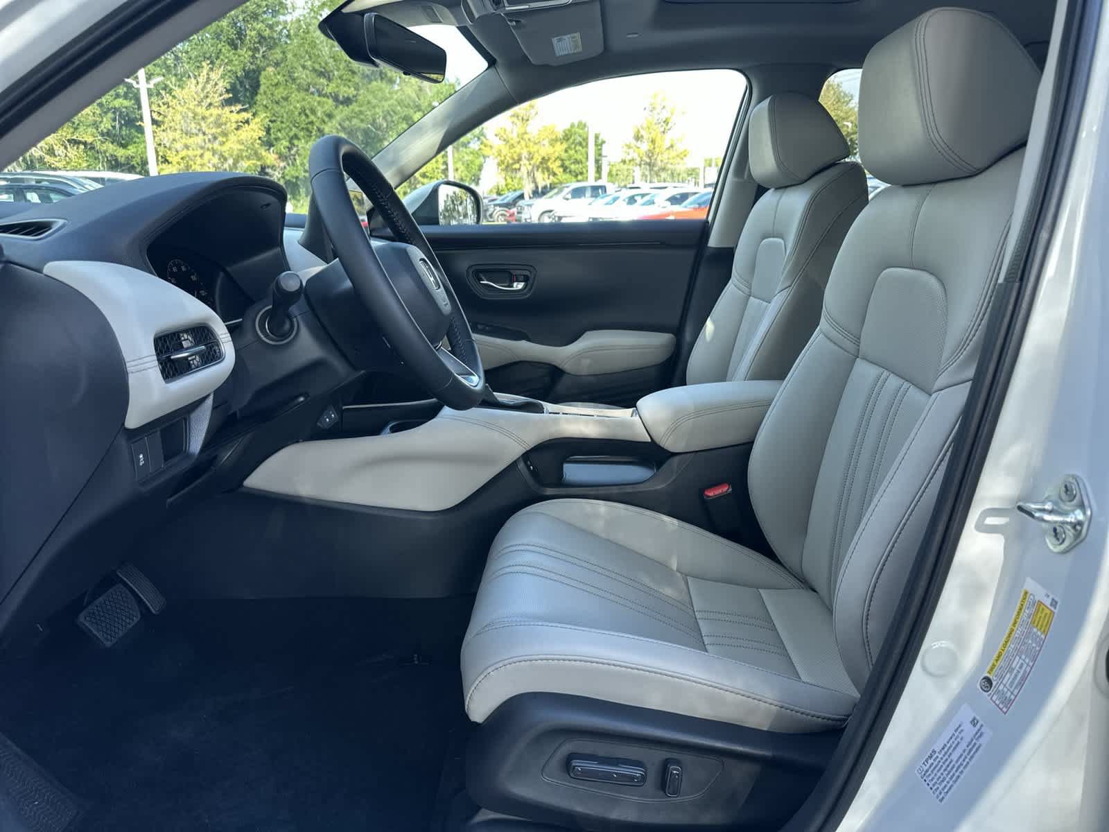 New 2027 Honda HR-V EX-L image 13