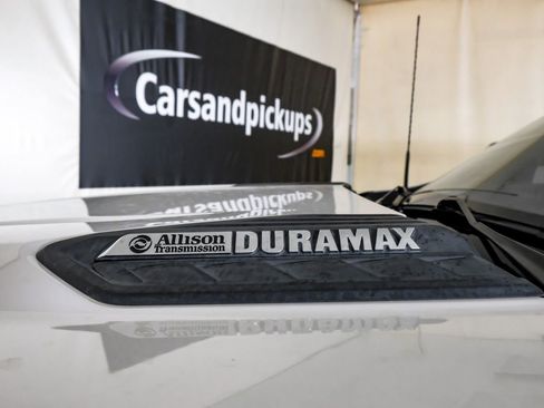 Used 2021 Chevrolet Silverado 2500 High Country w/ Z71 Off-Road Package image 44