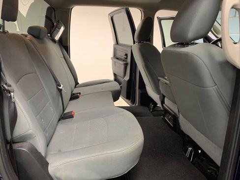 Used 2015 RAM 1500 Express RWD image 7