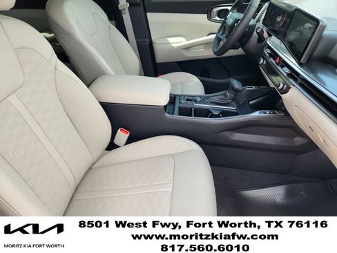 New 2026 Kia Sorento EX FWD image 10