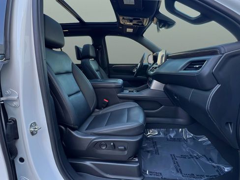 Used 2023 Chevrolet Tahoe Z71 w/ Luxury Package image 33