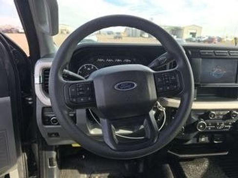 Used 2023 Ford F350 XLT image 11
