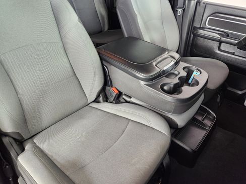 Used 2024 RAM 2500 Big Horn image 10