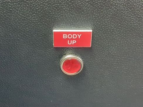 New 2025 GMC Sierra 3500 Pro w/ Convenience Package image 16