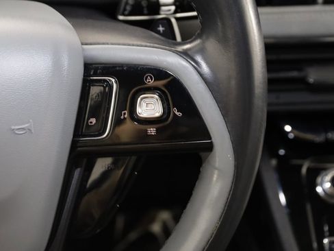 Used 2021 Lincoln Corsair Standard image 30