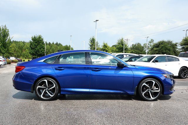 Used 2022 Honda Accord Sport image 4