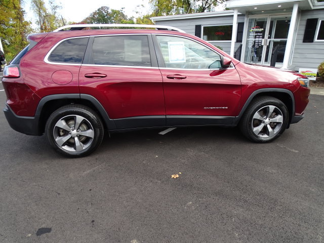 Used 2019 Jeep Cherokee Limited AWD/4WD image 25