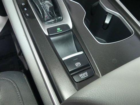 Used 2020 Honda Accord LX image 38