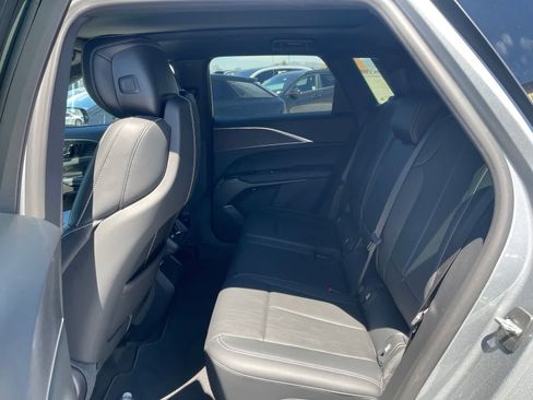 Used 2024 Cadillac Lyriq Sport AWD/4WD image 5