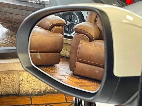 Used 2023 Mercedes-Benz EQE 500 4MATIC Sedan image 21