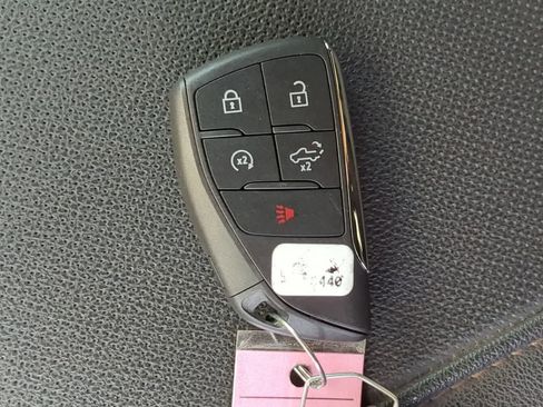 Used 2024 GMC Sierra 1500 AT4 w/ Technology Package image 37