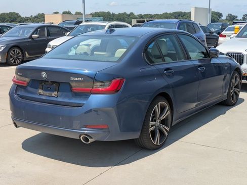 Used 2023 BMW 330i xDrive Sedan w/ Premium Package AWD/4WD image 4