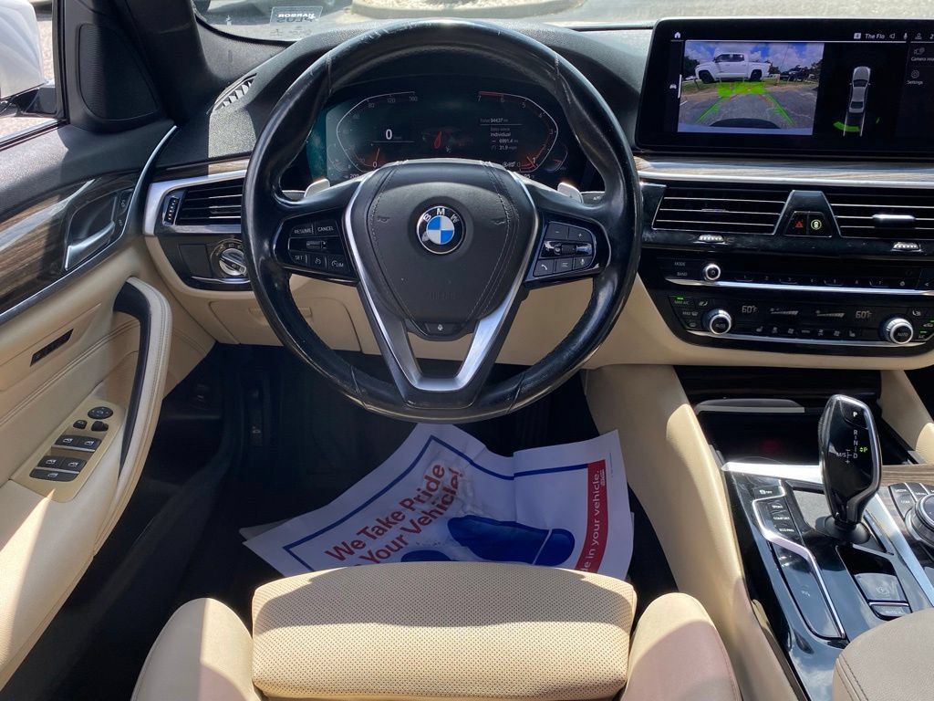Used 2021 BMW 530i w/ Convenience Package RWD image 9
