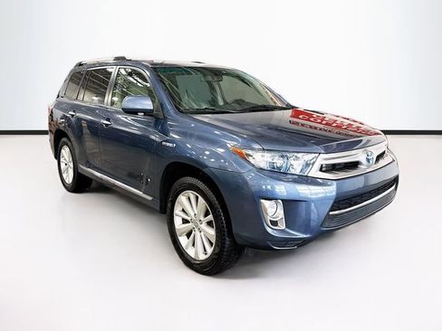 Used 2013 Toyota Highlander Limited image 3