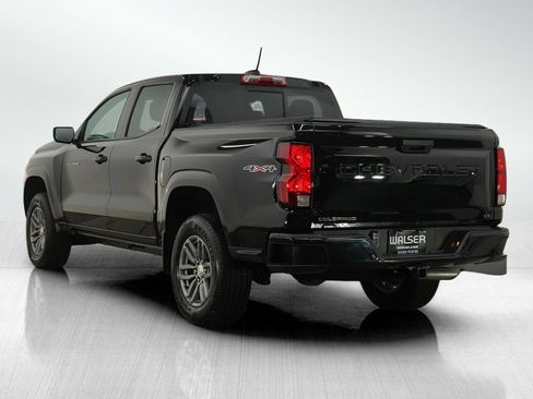 Used 2023 Chevrolet Colorado LT w/ LT Convenience Package II image 3