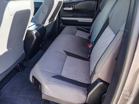 Used 2015 Toyota Tundra SR5 w/ SR5 Upgrade Package image 17