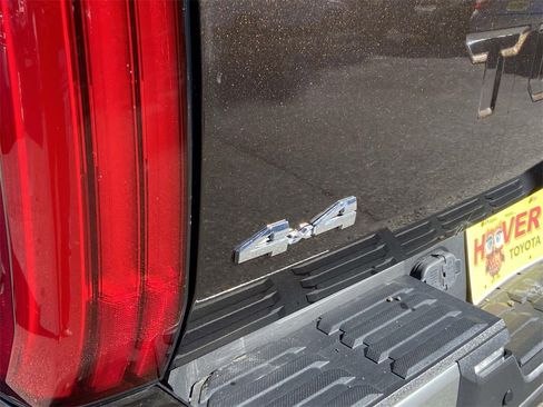 Used 2023 Toyota Tundra Limited image 16